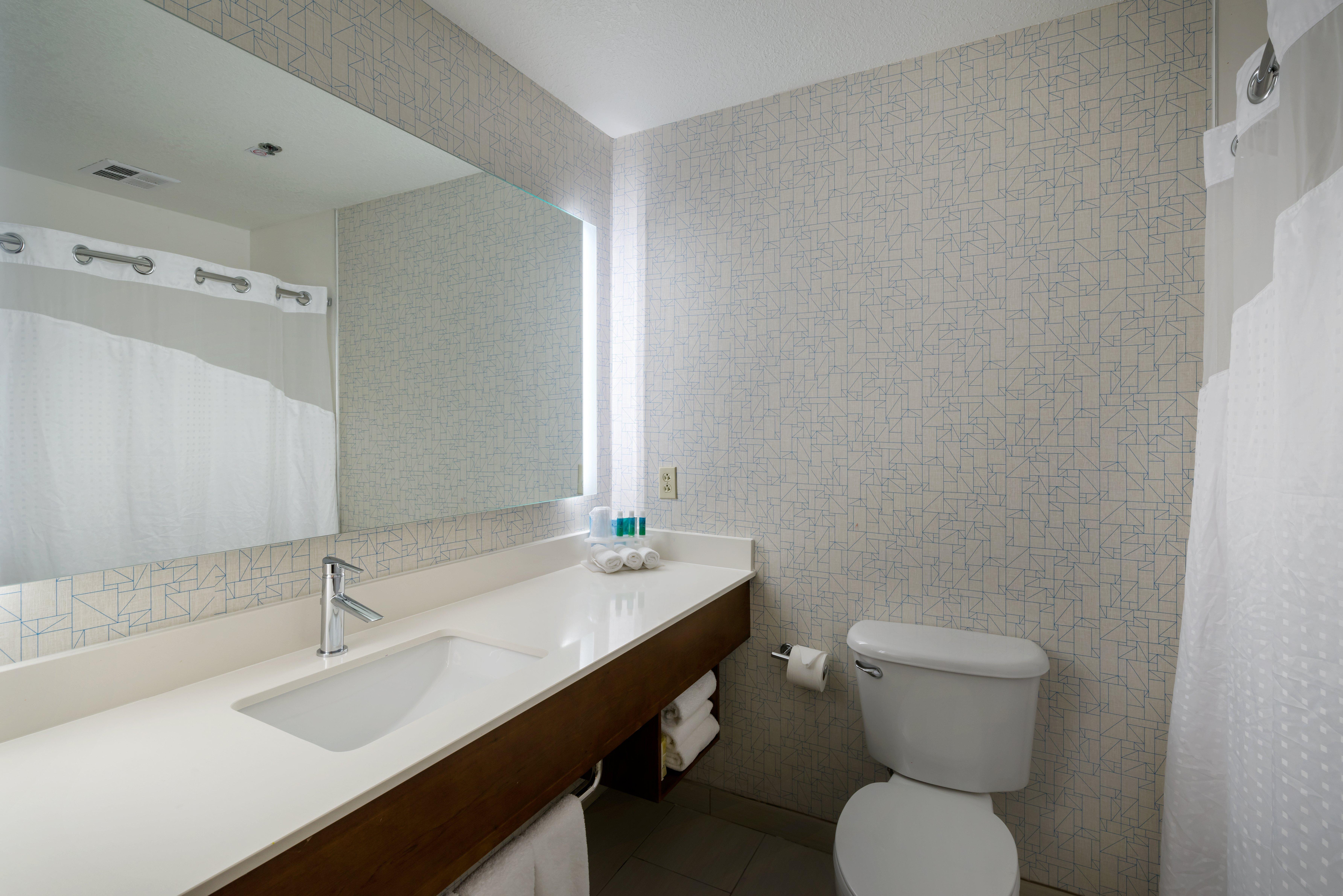 Holiday Inn Express Lawrence By Ihg Ngoại thất bức ảnh