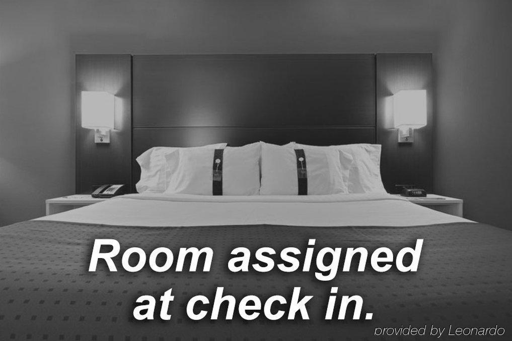 Holiday Inn Express Lawrence By Ihg Ngoại thất bức ảnh