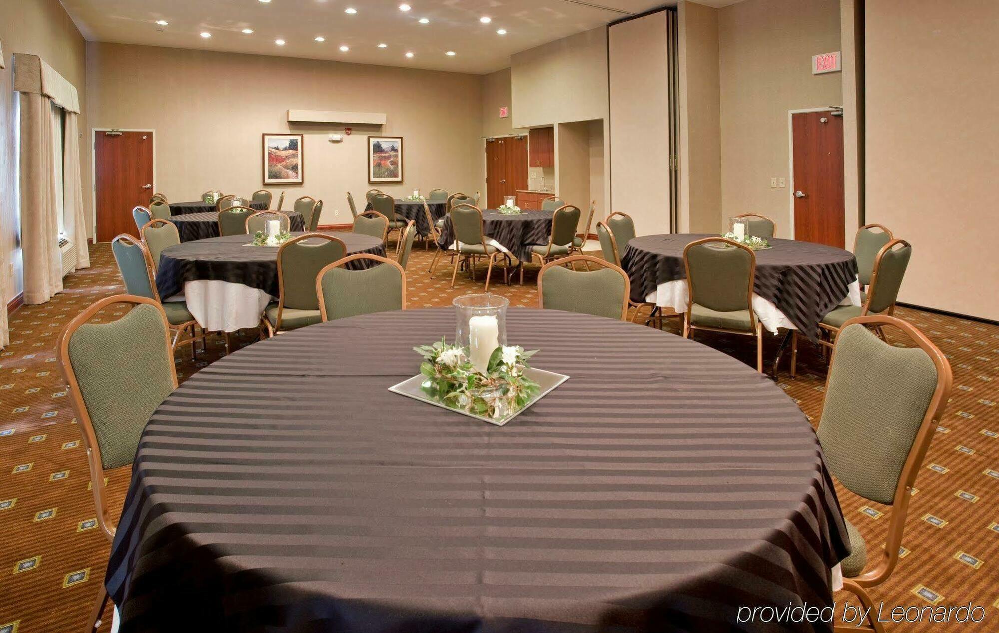 Holiday Inn Express Lawrence By Ihg Ngoại thất bức ảnh